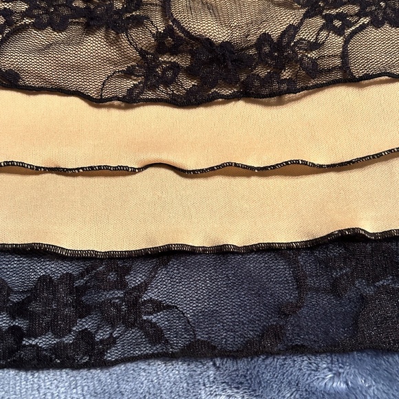 Black Lace Formal Evening Gown with Short Sleeves - Picture 6 of 11